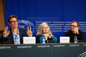 Director Michel Hazanavicius (L), German actress Hanna Shygulla (C) and Polish actor Andrzej Chyra attends the"For A Thousand Lives: Be Human" Conference at the European Parliament in Brussels, Belgium, 20 October 2015 EPA/LAURENT DUBRULE